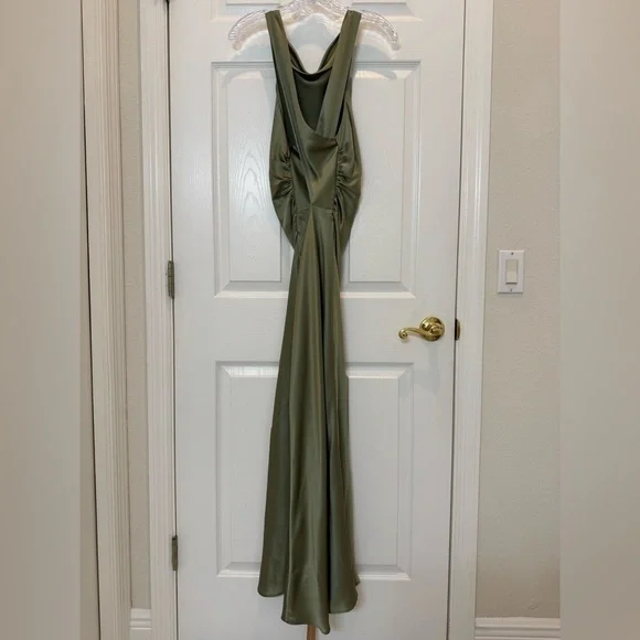 Reformation Casette Silk Dress in Artichoke Size 12 NWT - Picture 8 of 16